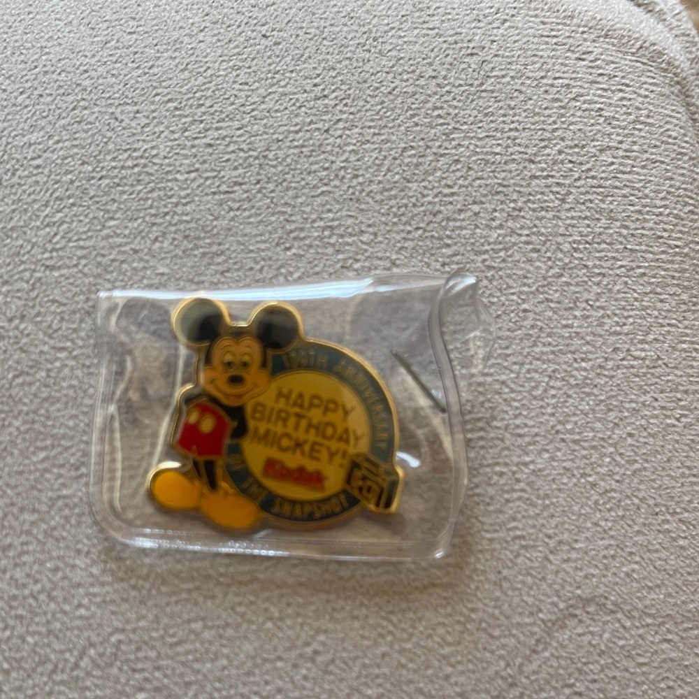 Disney Kodak Collector Pin - Mickey Mouse Pin - 100th Anniversary of Snapshot